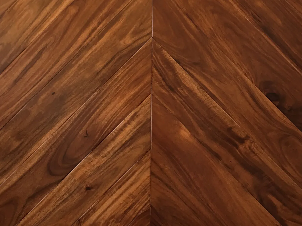 Паркетная доска Wood Bee Chevron Sucupira